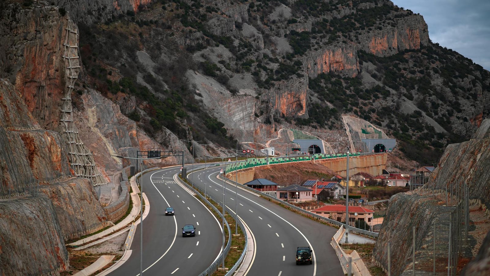 Smokovac–Mateševo motorway inland from Podgorica